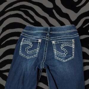 Silver Jeans Co. Suki Bootcut Jeans, Navy Blue Low-Rise Flare, Size 26